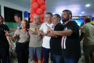 Time do Besa reúne mais de 100 veículos em carreata e movimenta Mata Roma em apoio a Glinoel Garreto