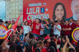 Eliziane homologa candidatura ao Senado com chapa totalmente feminina na suplência